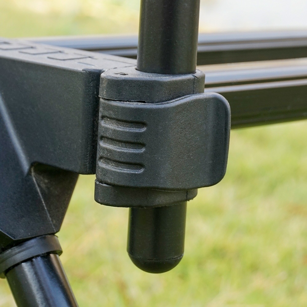 ポータブルアルミ製鯉釣り竿スタンド 折りたたみ式伸縮ホルダー - Fishing Rod Pod のレビューと価格